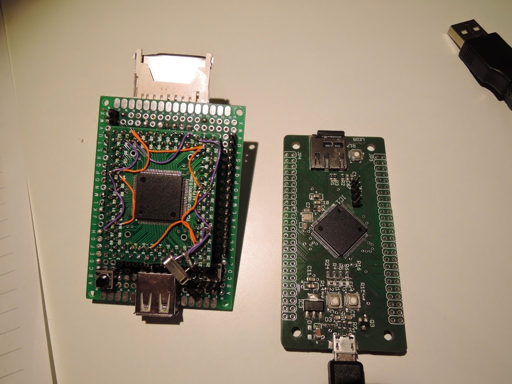 base48 Hackerspace Smoothie on a breadboard alternative
