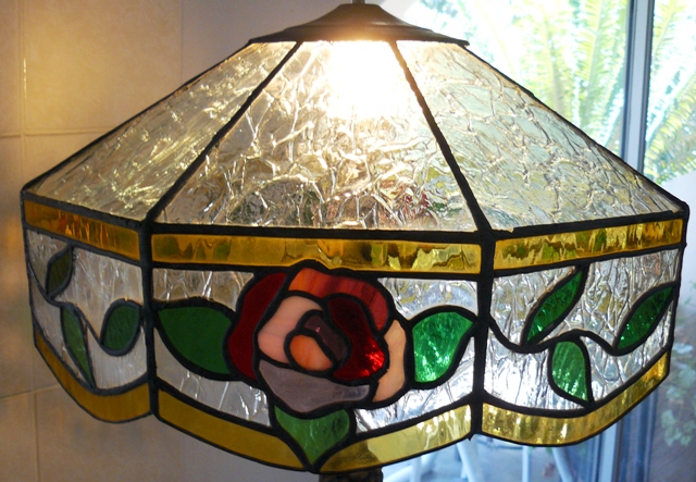 Glasshoppers: Stained Glass Lamps