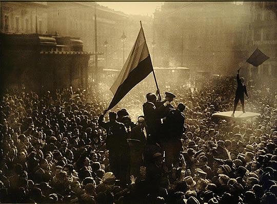 Revolución si, abajo el fascismo !