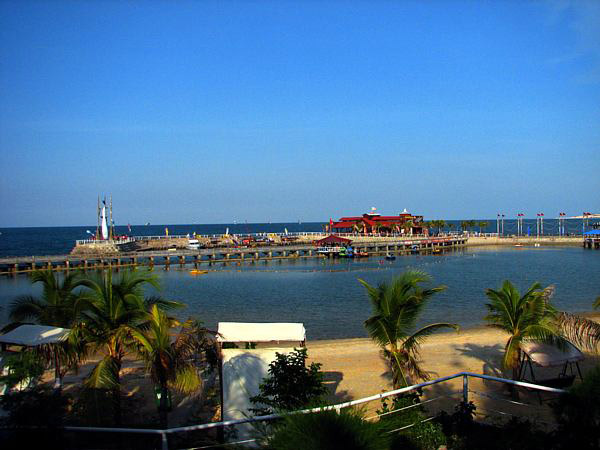 Crazy Habit: Wisata Bahari Lamongan