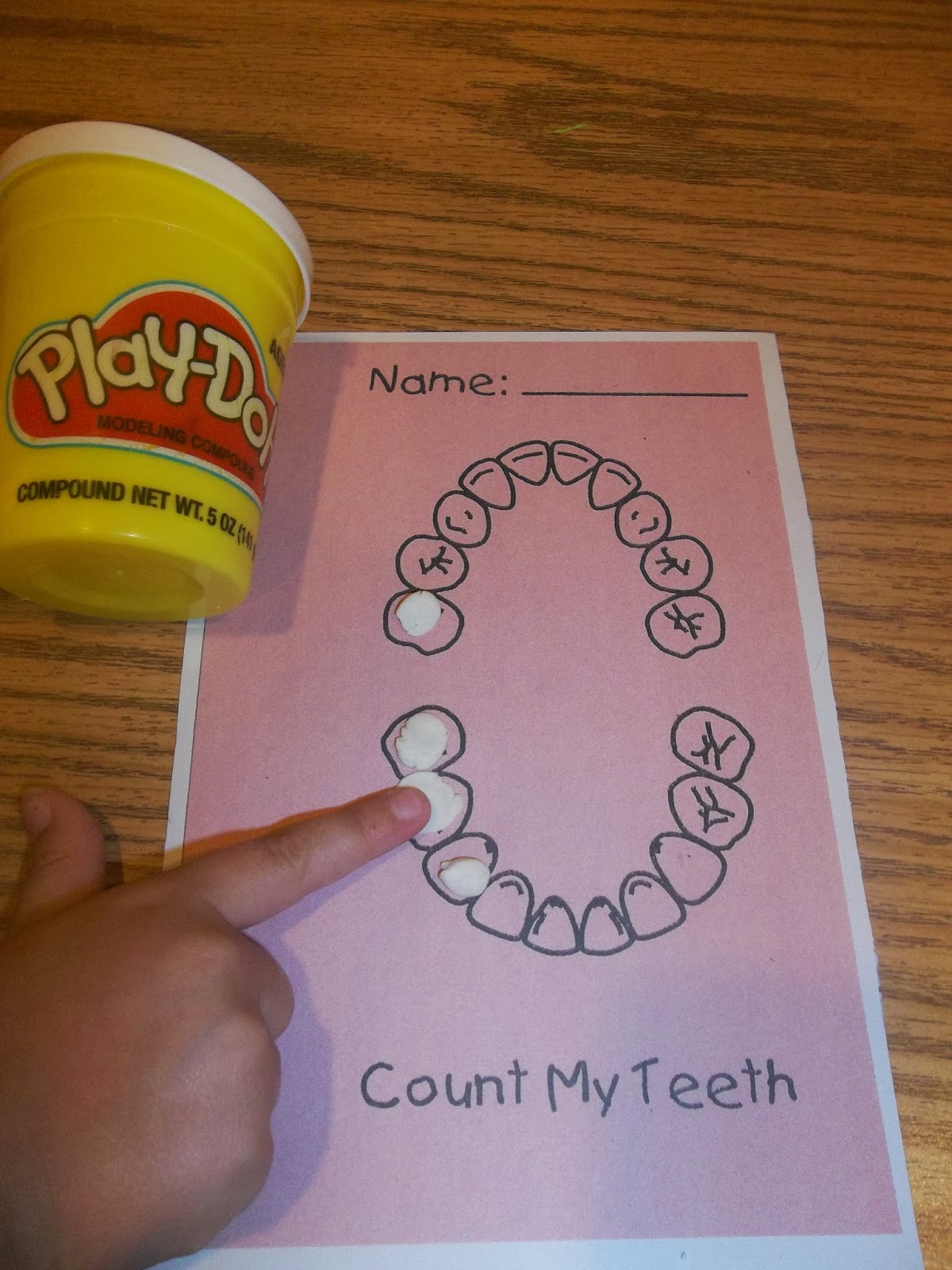 Amazing Action Alphabet: T DayPlay-Doh Teeth