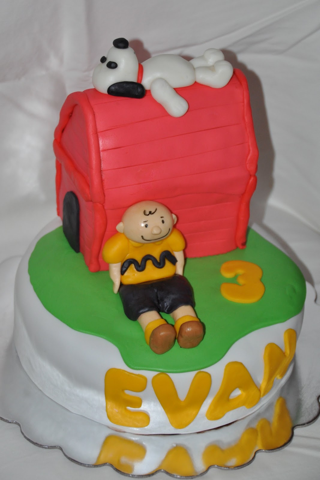Fondant Etc.: Charlie Brown & Snoopy