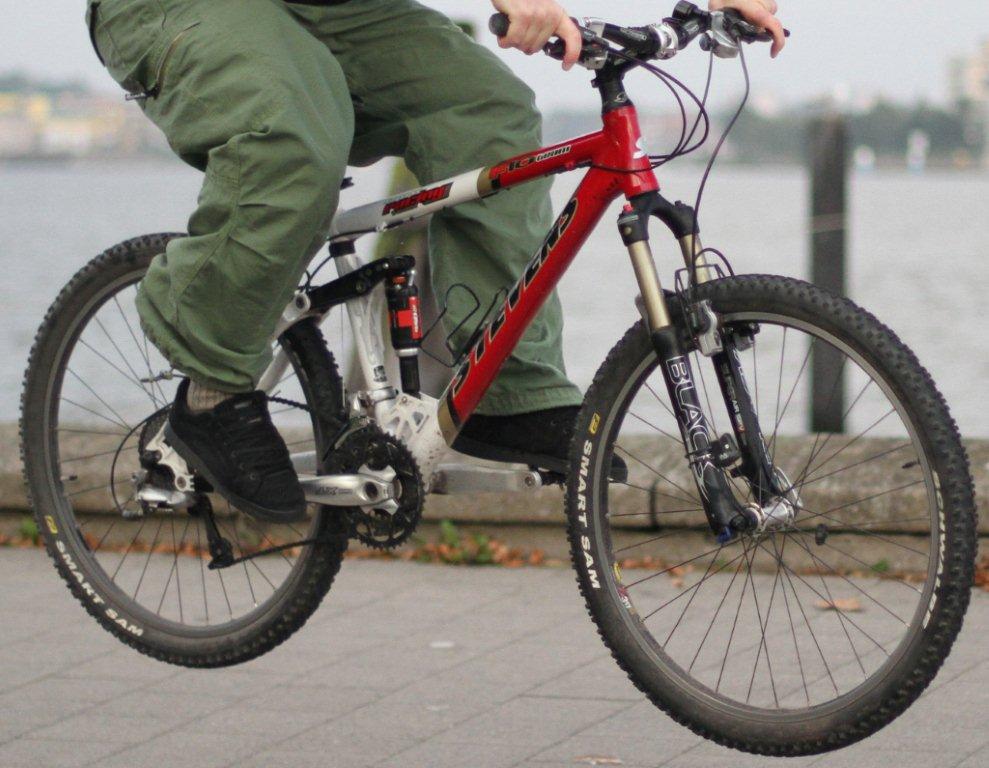 Fahrrad Stadler Stevens F10 Lite Weiss Rotes Mountainbike Am