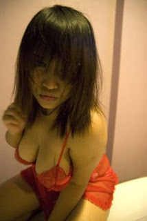 belahan dada seksi belahan dada seksi