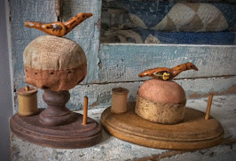 Pincushion/Spool Holders with Greg Shooner Red Ware Birds