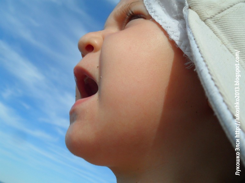 Дема зовет папу)