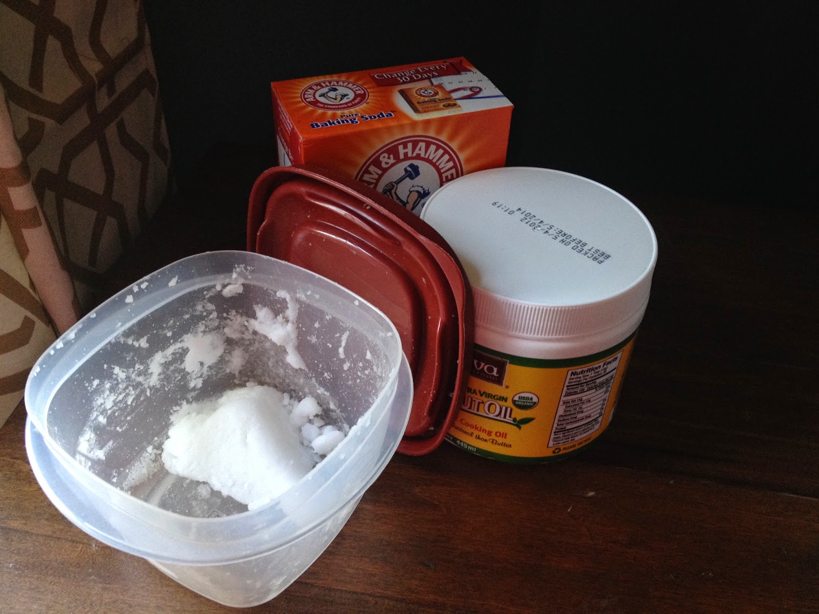 Murray's Mouth Make Your Own Natural Dog Toothpaste EASY DIY!