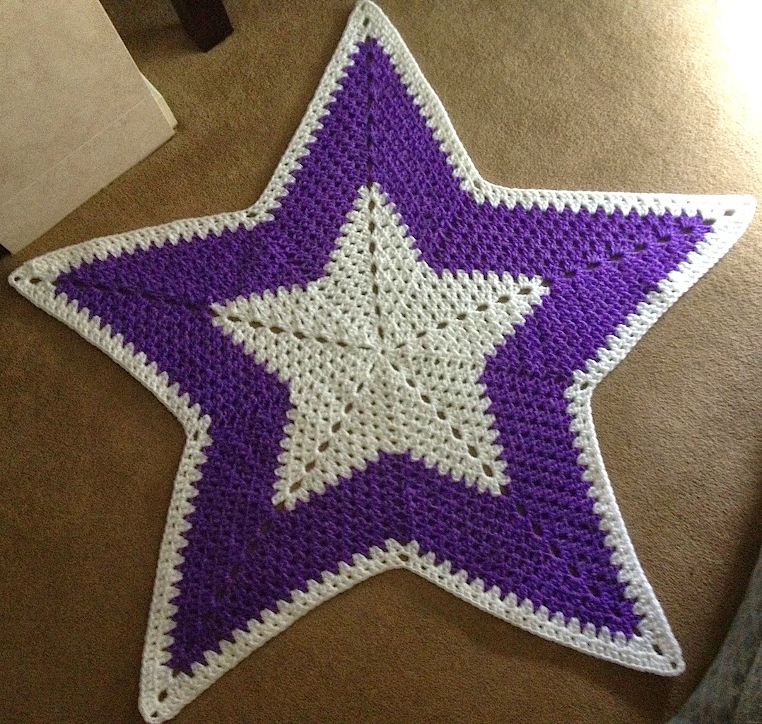 Illuminate Crochet Star Rug