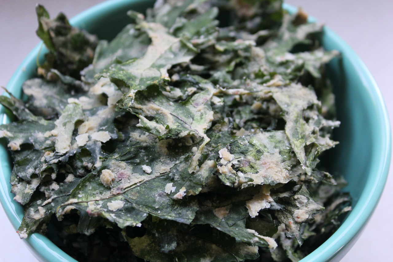Schoolhouse Ronk French Onion Kale Chips