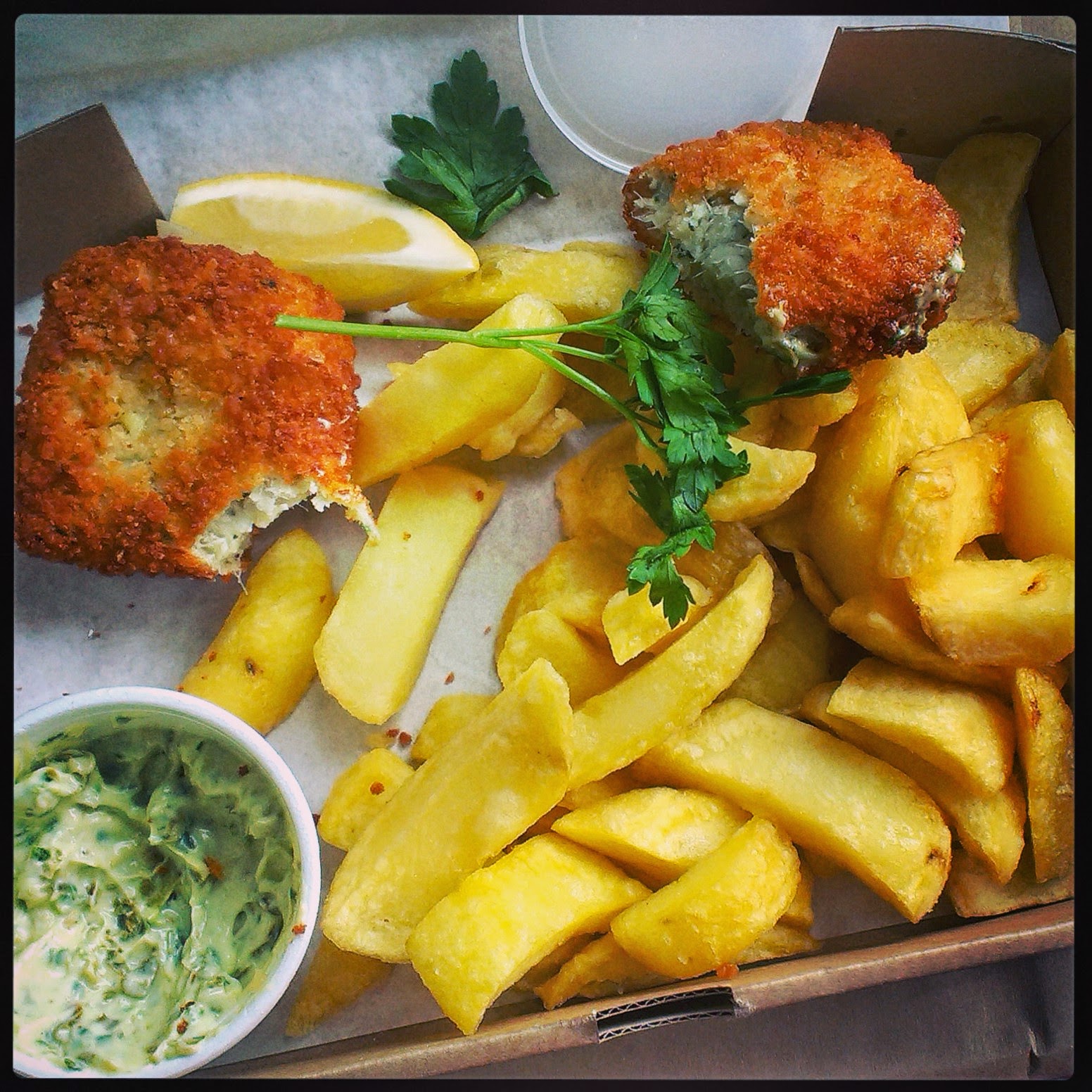 Ths Scallop Shell fishcakes and chips