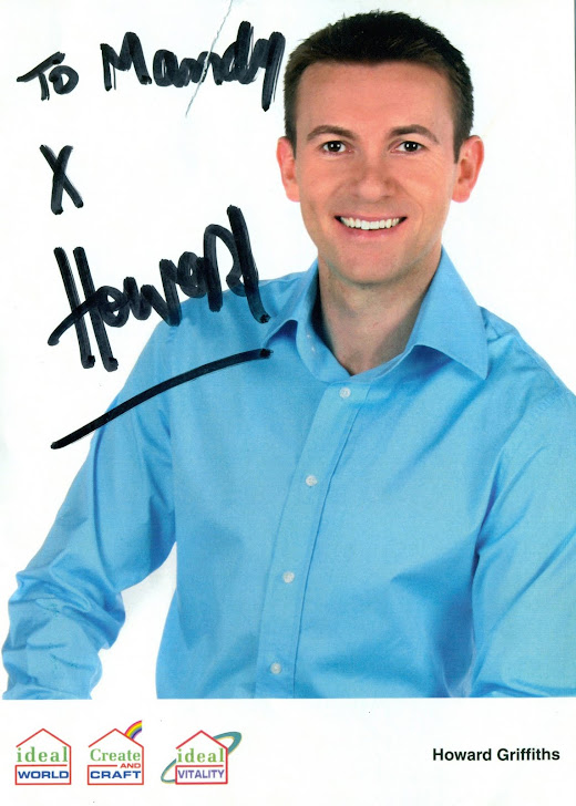 My signed pic from Howard x