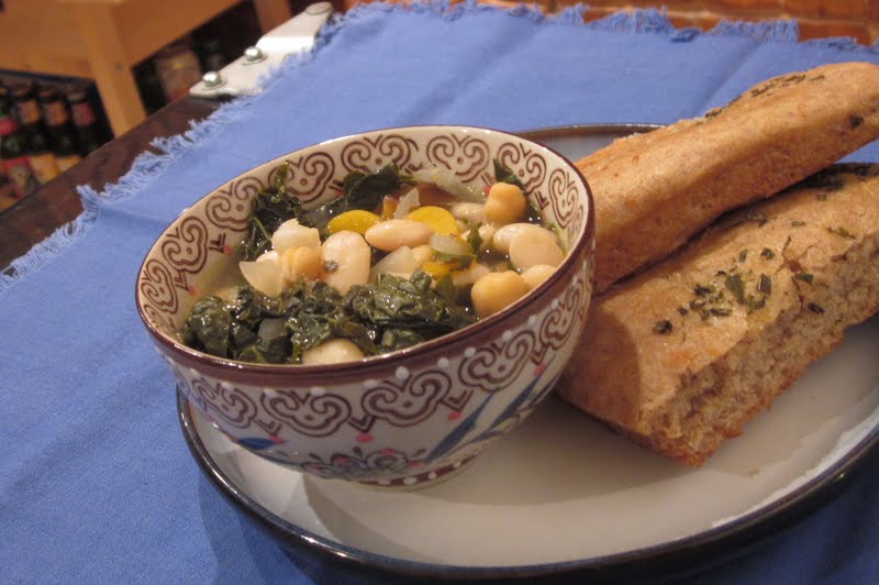 A Kuk's Kitchen: Rosemary Kale Soup