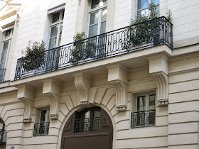 Balcon du 62 rue Boulanger à Paris