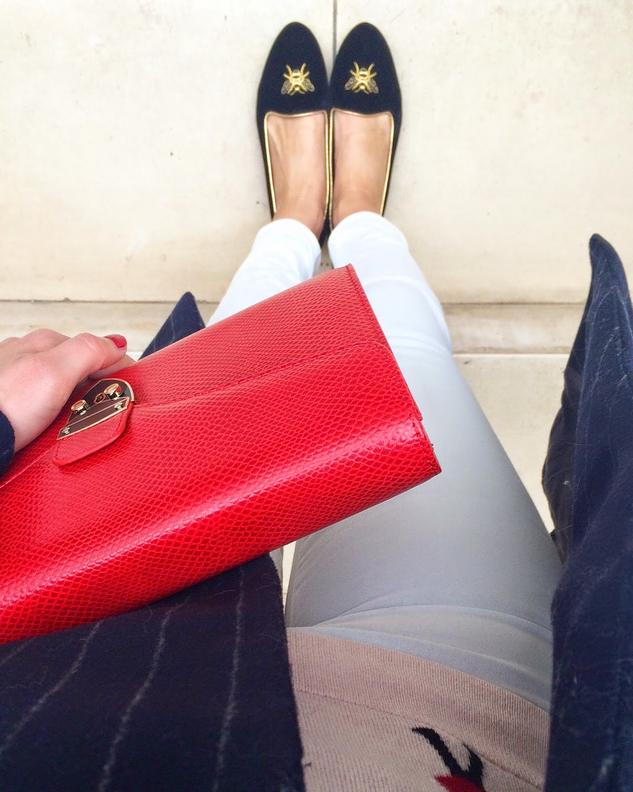 aspinal of london bag, aspinal of london clutch, red clutch, pinstriped coat, white skinny jeans, winter white look, ted baker jumper, j brand jeans white