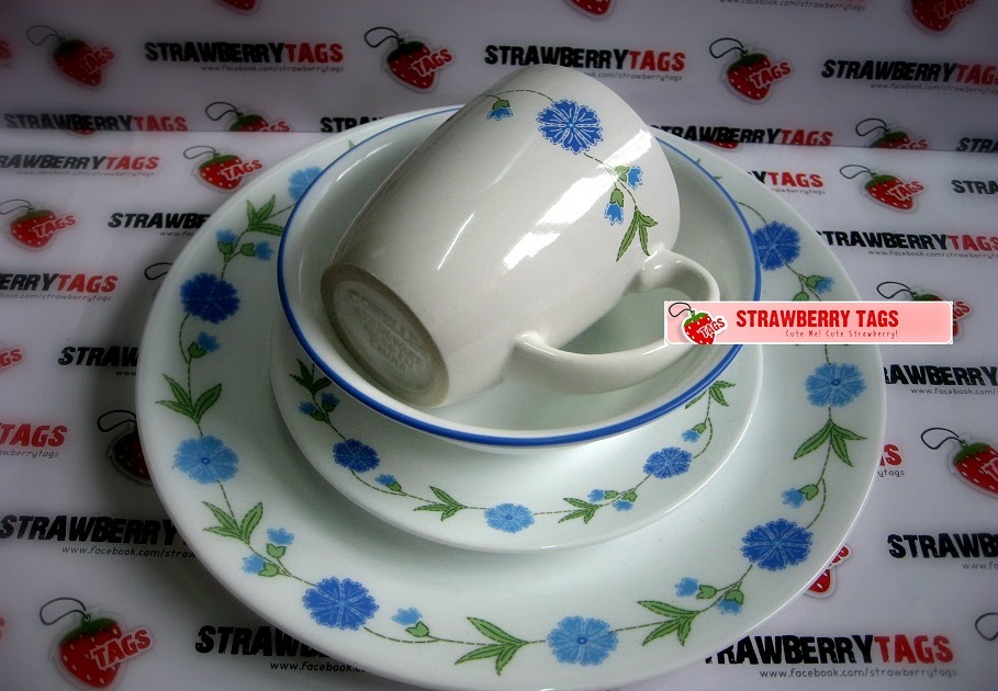 StrawBerry TaGs CORELLE® Livingware™ Spring Blue 16pc Set