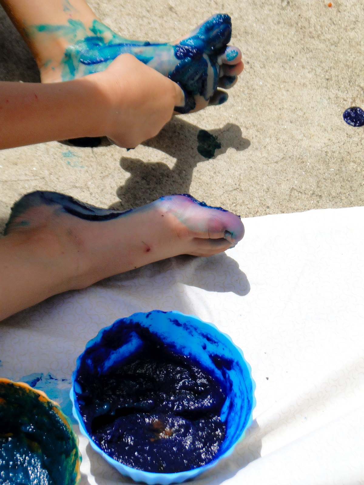 Raising 4 Princesses Washable finger paint recipe