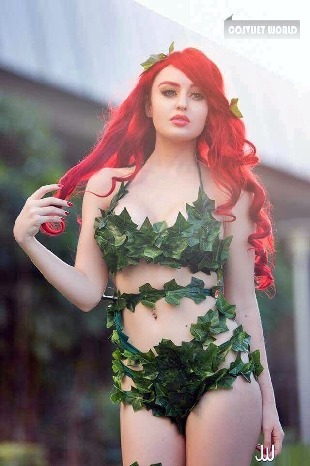 Ivy red shemale