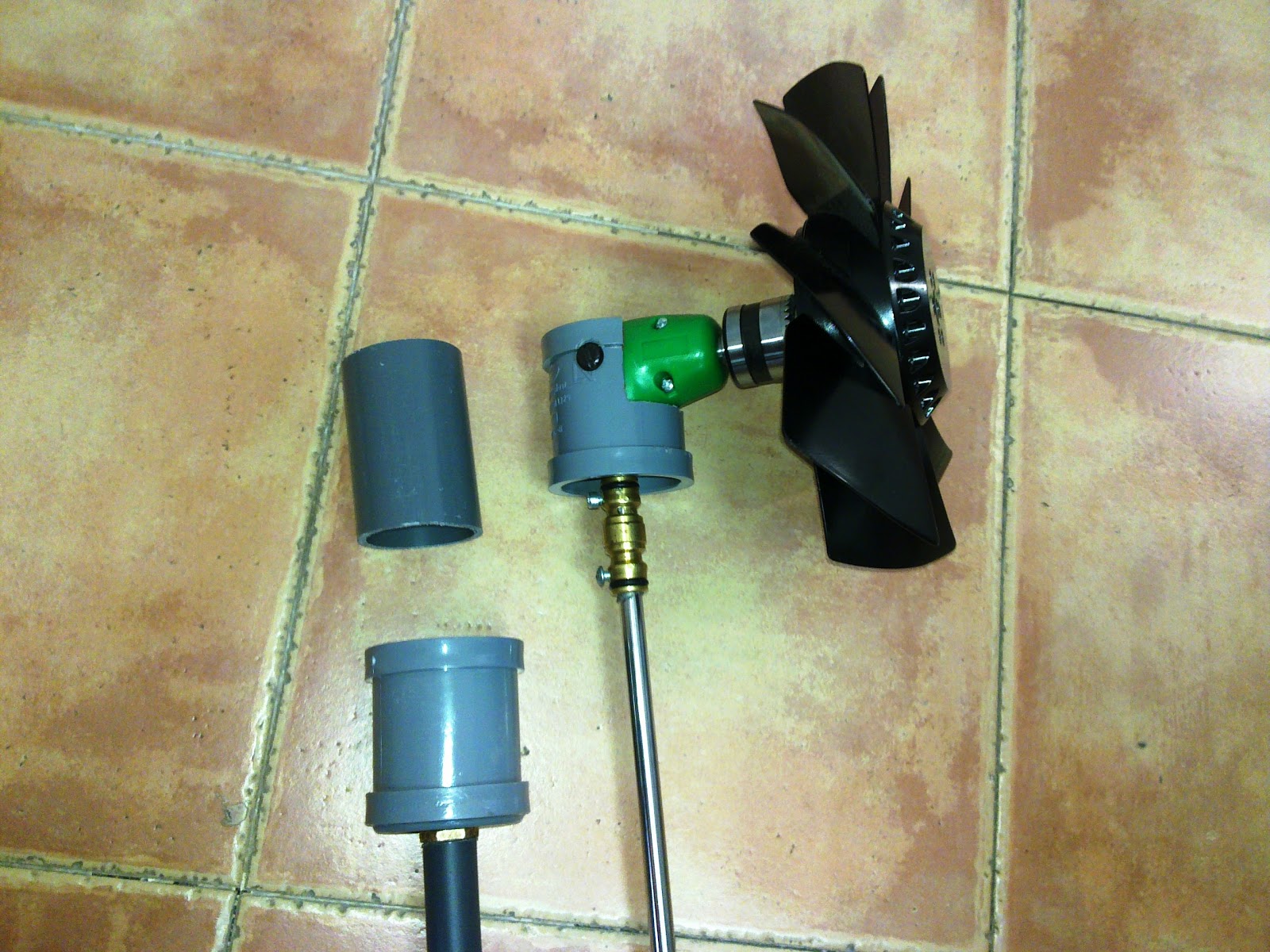 El Blog de Carcharinus Motor casero para Kayak