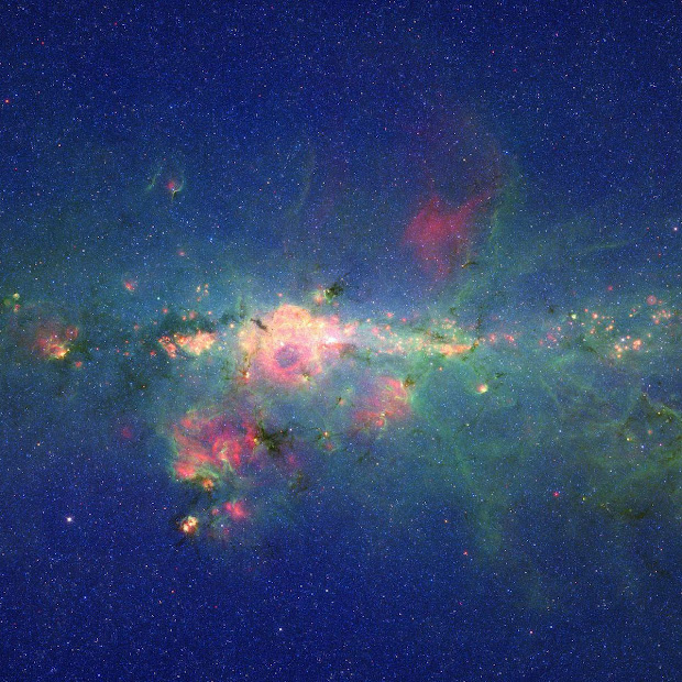 Spitzer Space Telescope's new view of the Milky Way Center