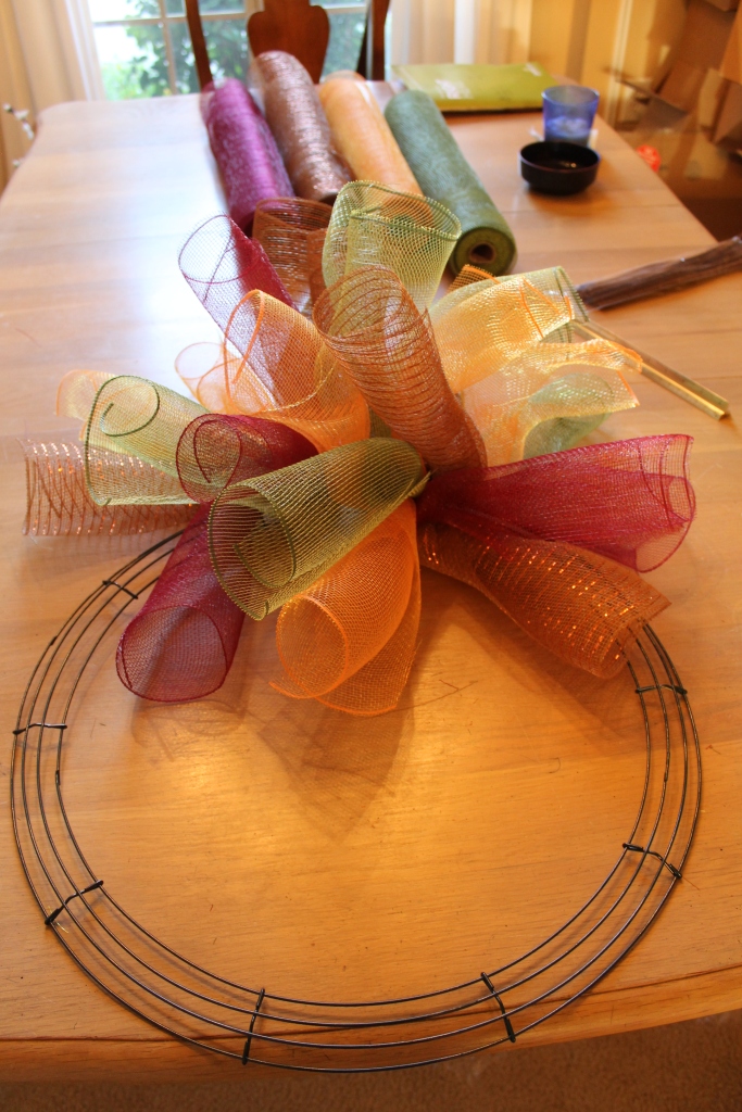 How To Make A Curly Deco Mesh Wreath Miss Kopy Kat