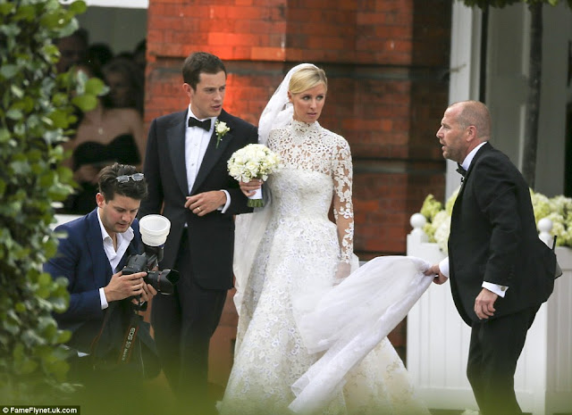 Heiress Nicky Hilton Weds In 50 000 Wedding Dress Photos Kaduna