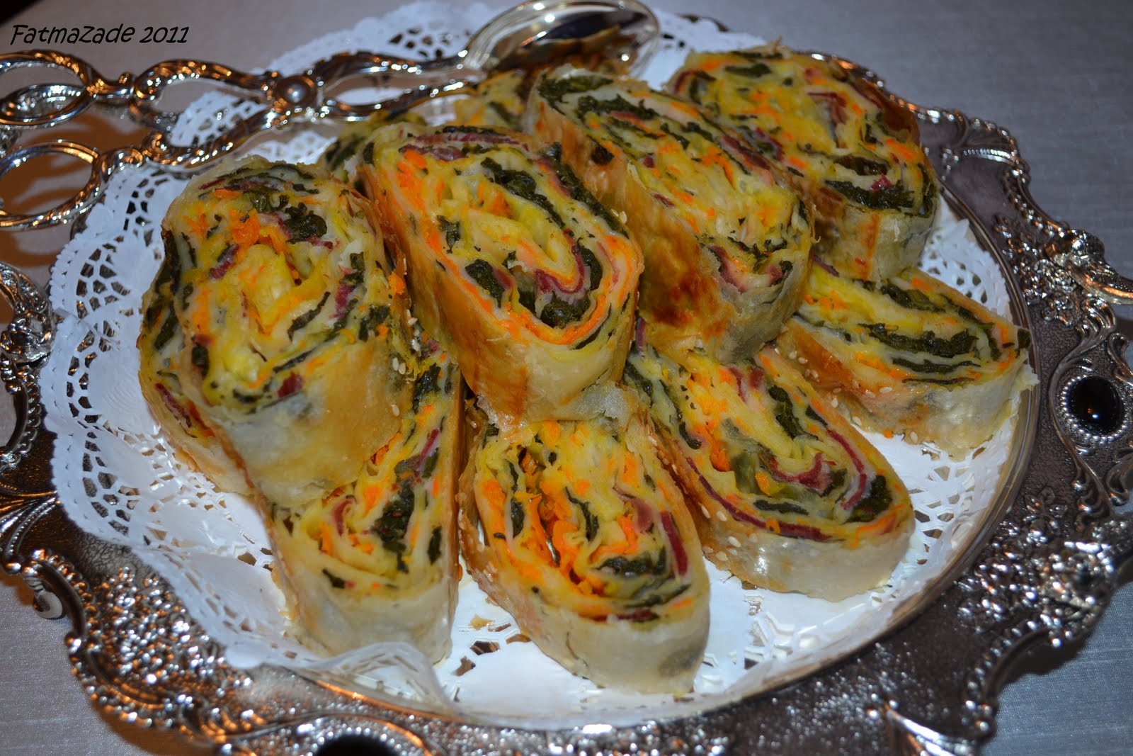 fatmazade lezzeti ÜÇ RENKLİ BÖREK