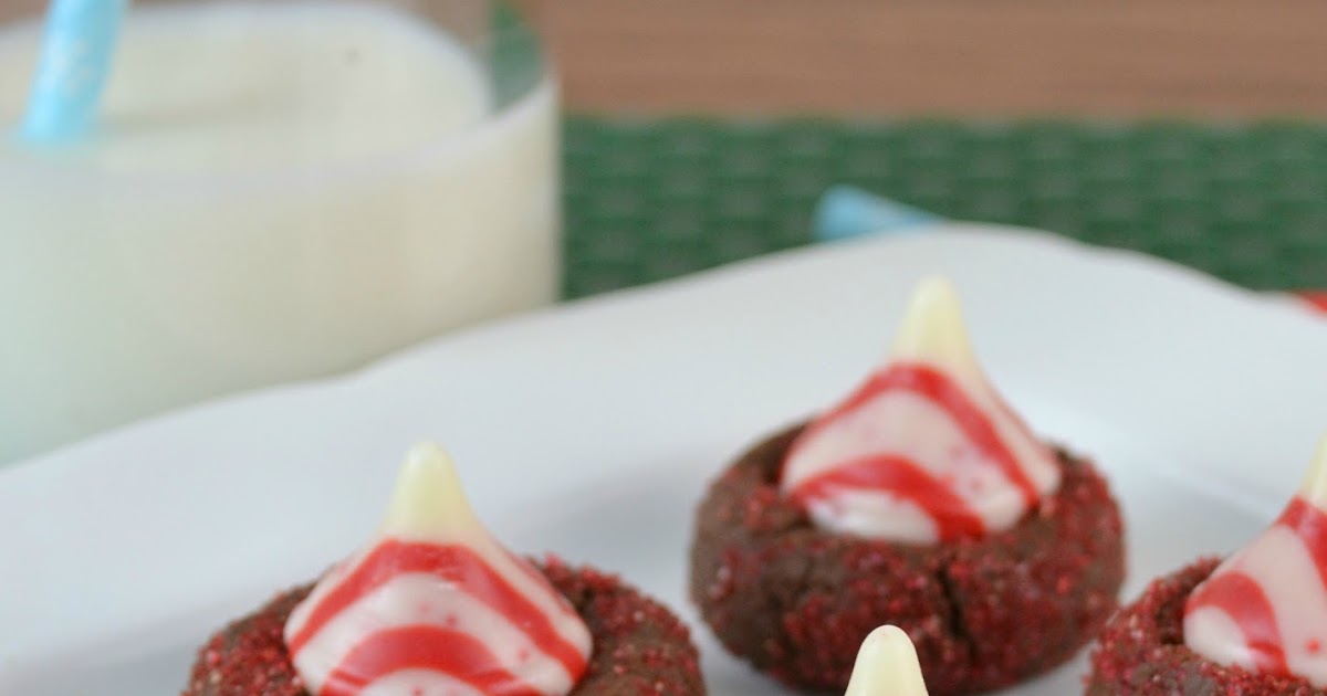 Chocolate Candy Cane Kiss Cookies Recipe