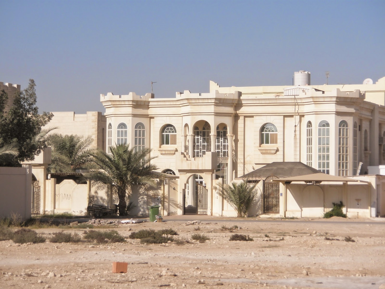 Skeptic in Qatar Qatari Homes