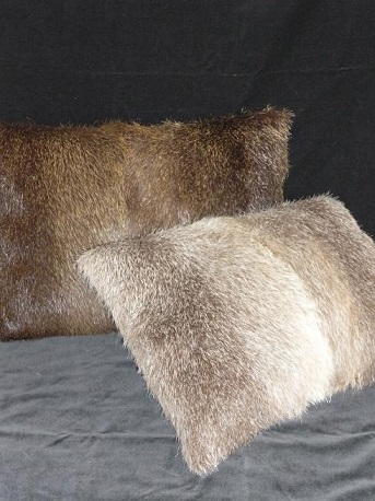 Nutria cushion / Nutria Kissen