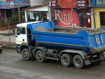 MAN TGA 41.440 8x4 Dump Truck white cab blue dump