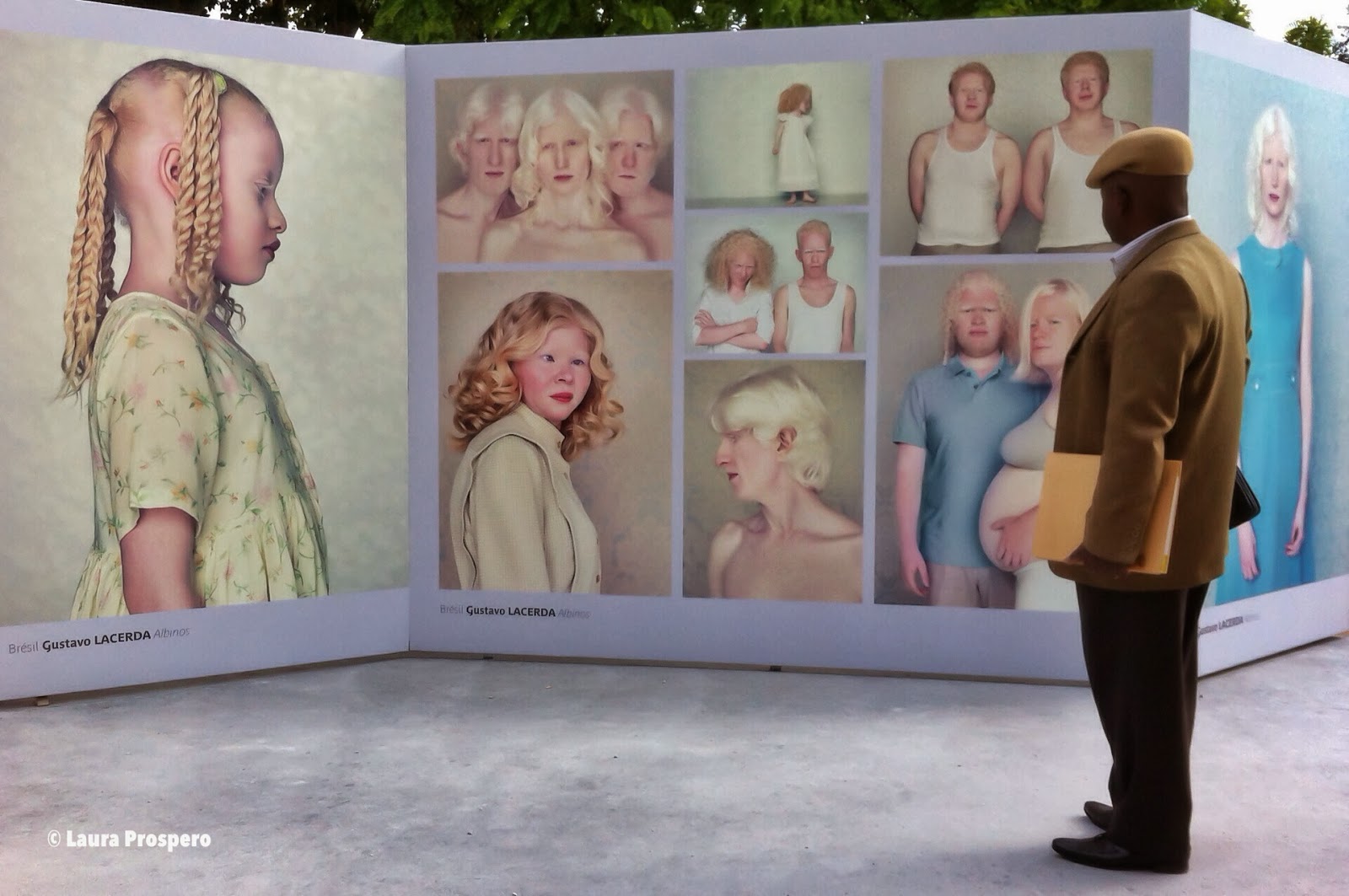 Série ALBINOS de Gustavo Lacerda - Photoquai 2013 © Laura Prospero Série ALBINOS de Gustavo Lacerda - Photoquai 2013 © Laura Prospero