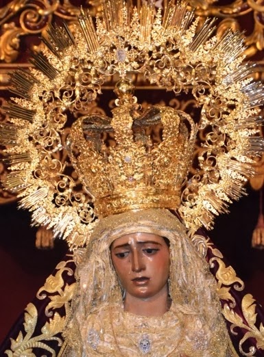 María Stma de la Amargura Coronada ( Sevilla ) María Stma de la Amargura Coronada ( Sevilla )