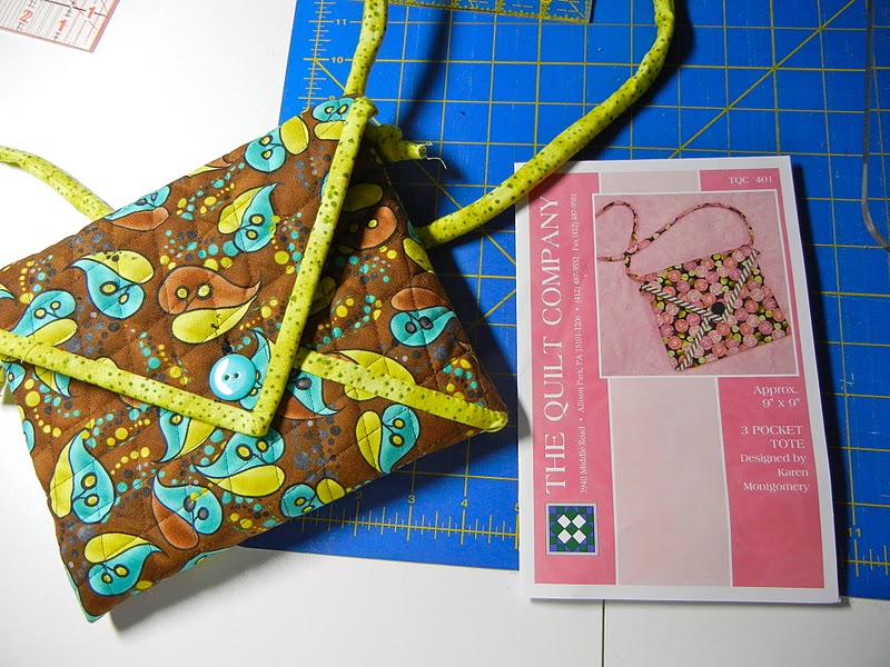 Quilters Crossing Quillow Tutorial