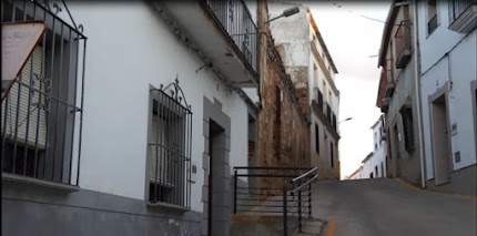 CALLES ARRIBA Y CORREDERA