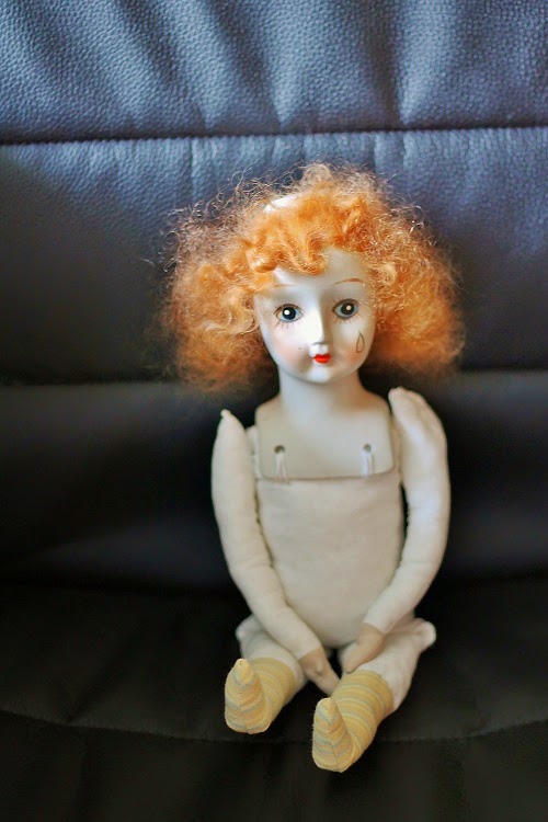 walda porcelain doll