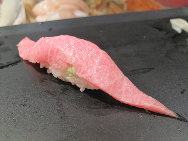 Tsukiji Fish market tokyo sushizanmai sushi zanmai ootoro fatty tuna