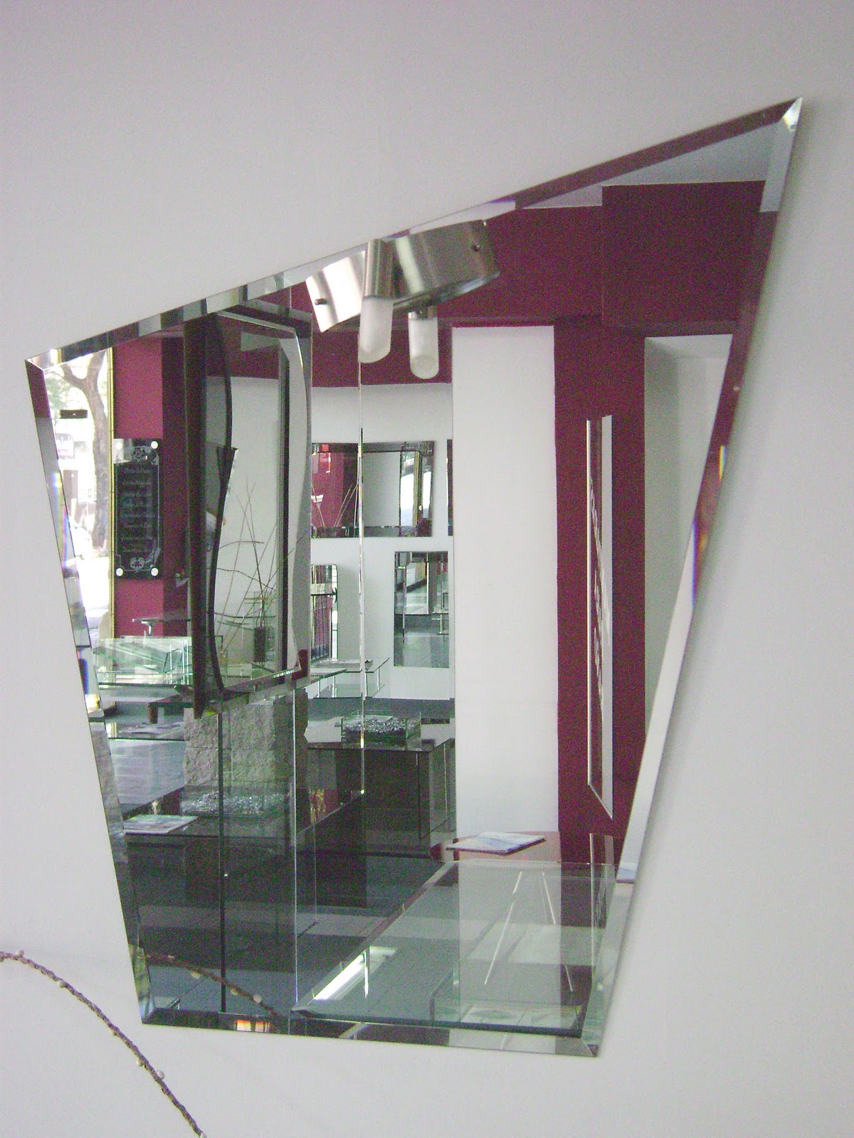 Diseño y Arquitectura en Vidrio: Espejos Artesanales