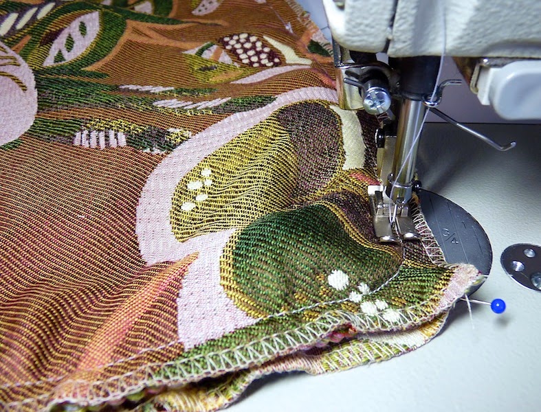 Mary Jo's Cloth Design Blog Sew a Decorator Pillow with Fringe