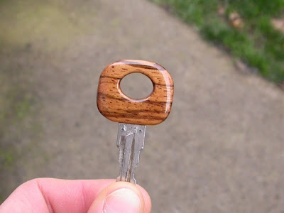 Cómo decorar una llave con madera en Recicla Inventa