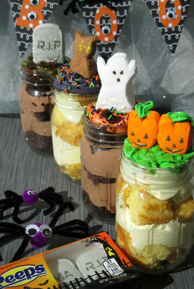 Halloween Mason Jar Trifles  + Light & Fluffy 5 Minute Mousse Recipe  Peeps Marshmallow Toppers Betty Crocker #SpooktacularSnacks #GetYourBettyOn One Savvy Mom onesavvymom blog nyc 