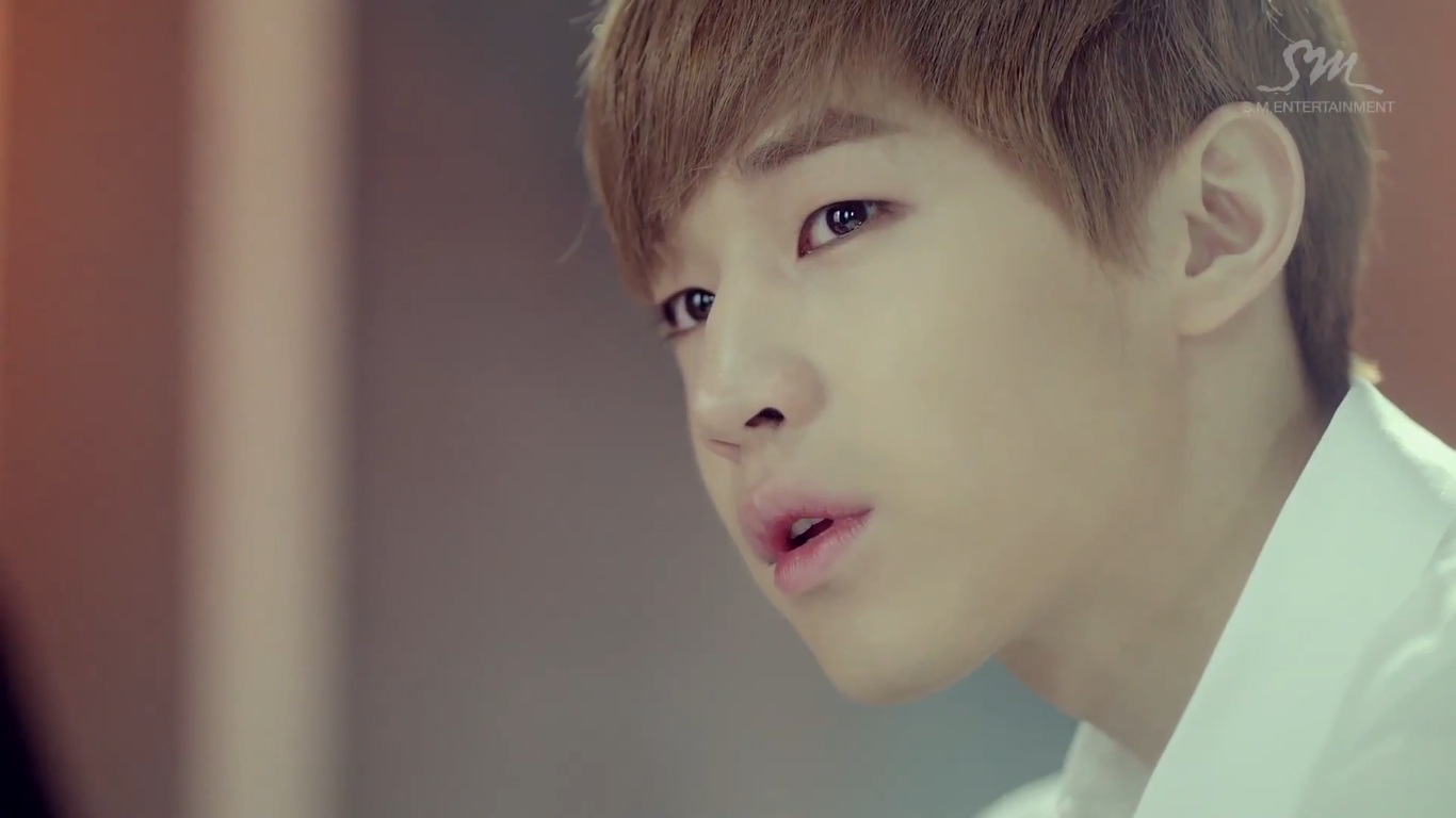 Star The World: Super Junior Henry Trap