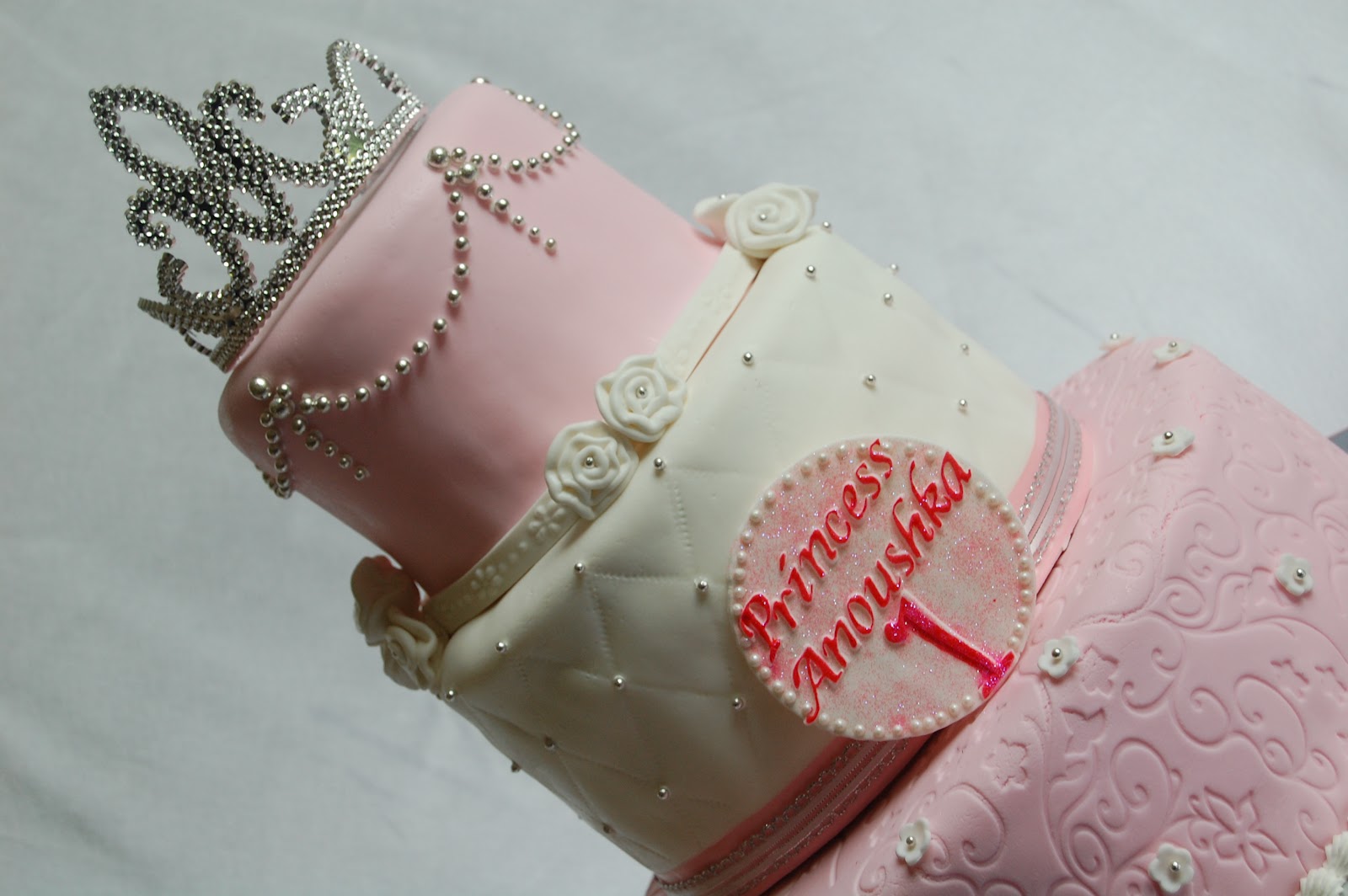 CUSTOMISED CAKES BY JEN Pink Princess Tiara Cake
