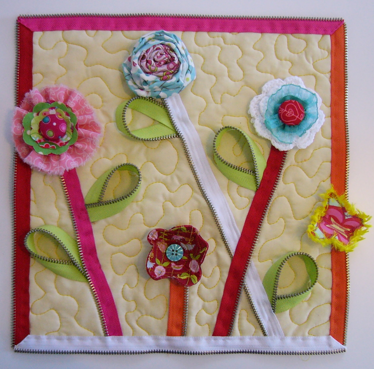 Jackie's Art Quilts Zipper Tape Embellishing