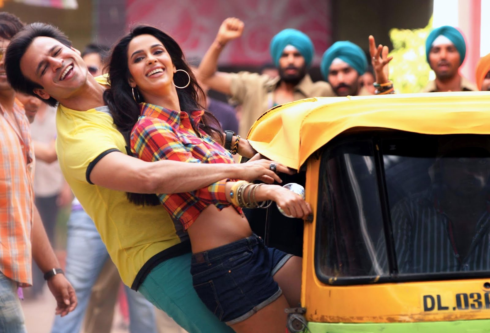 Kismat Love Paisa Dilli-KLPD 2012 Hindi Movie Latest Stills | YOUTUBE ONLINE FULL MOVIE
