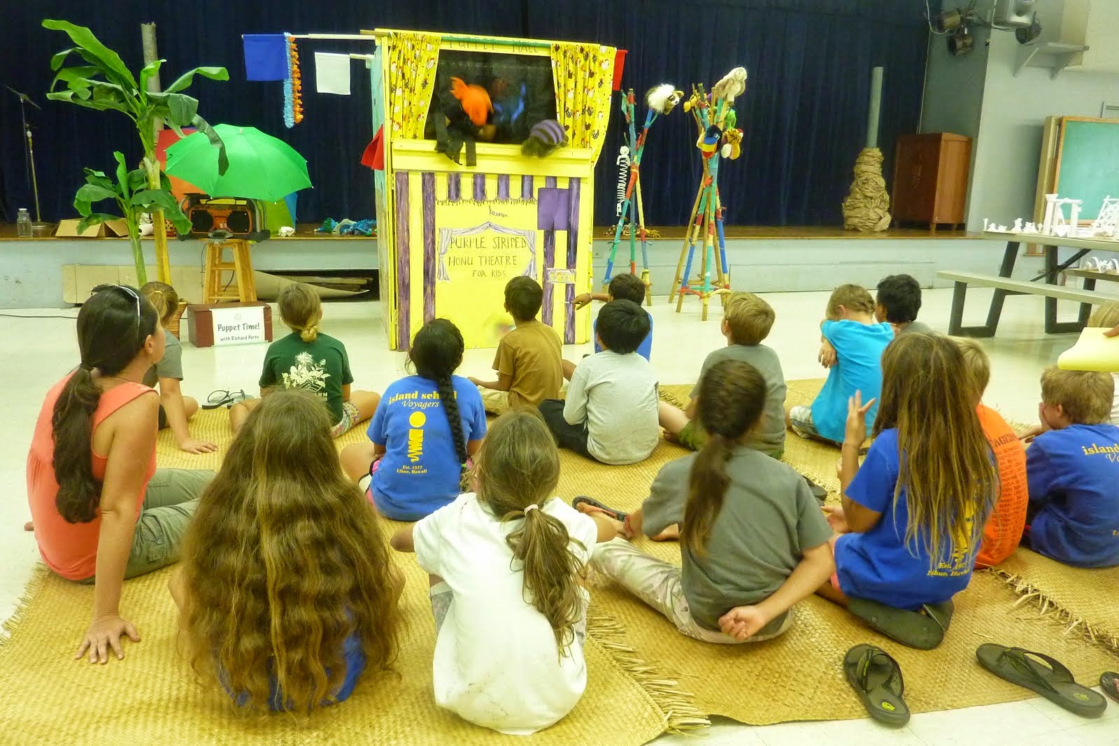 Puppet Hale Performance at Island School