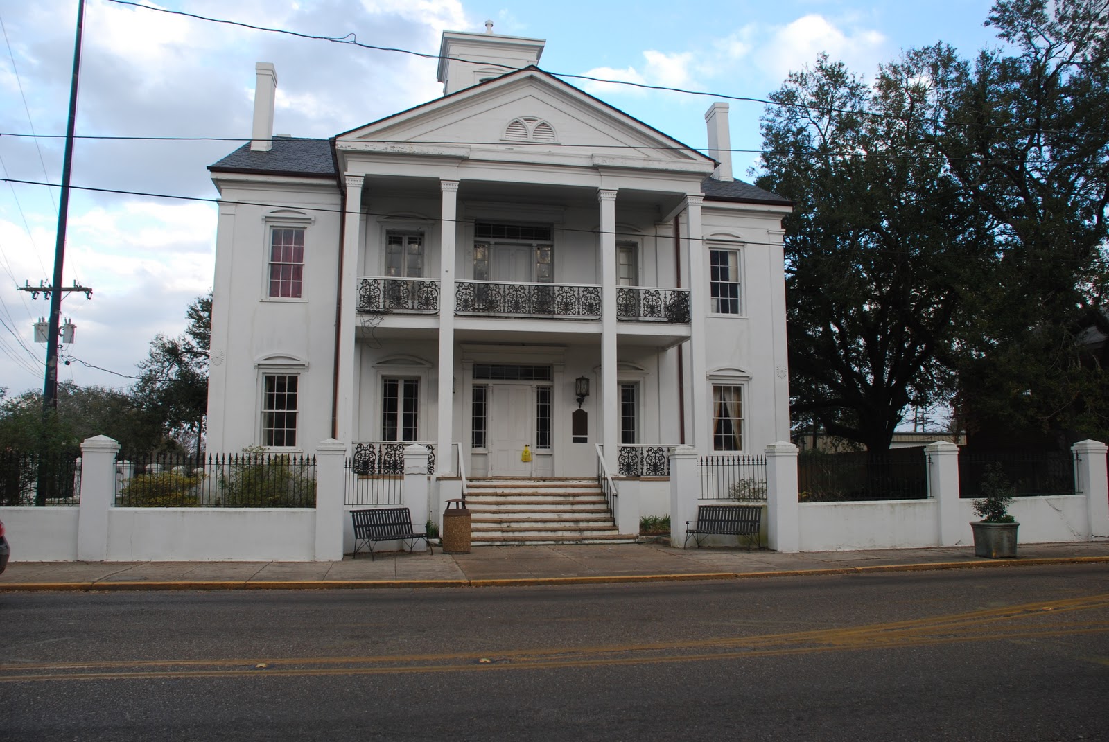 Le Maison Duchamp Sep 28, 2011