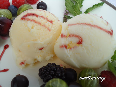 Buttermilch-Eis