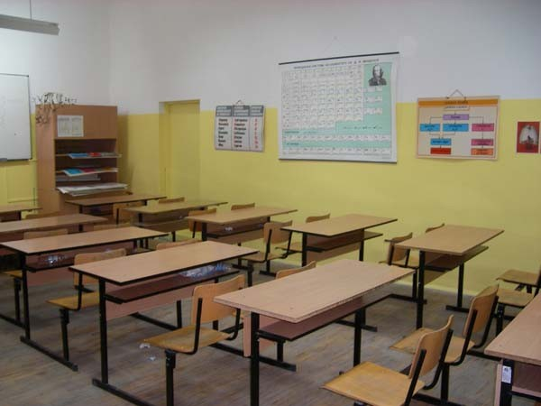 Trsyat 1000 Uchiteli V Sofiya Plovdiv I Varna Trud