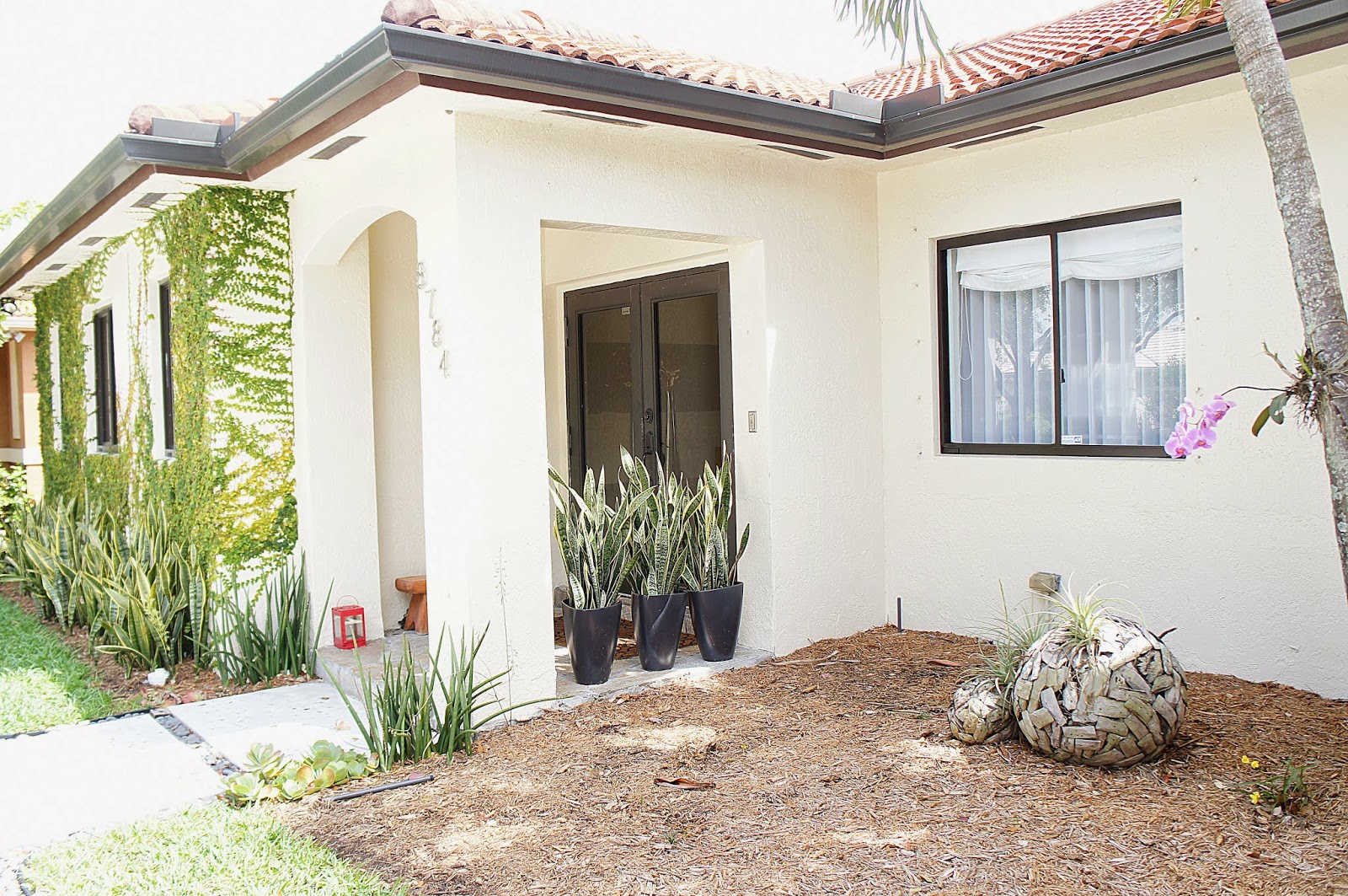 The Cuban In My Coffee Weekend Update Paint Your Window Frames With