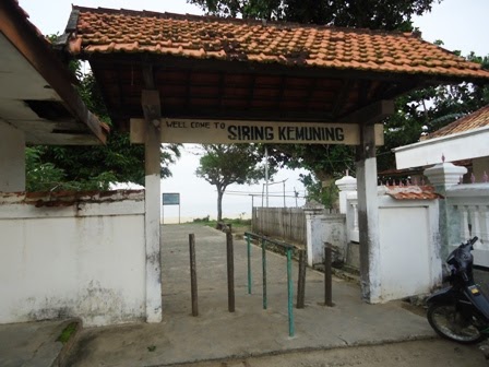 Didi Sadili Com Pantai Siring Kemuning Di Tanjung Bumi Kabupaten Bangkalan Madura Yang Merana